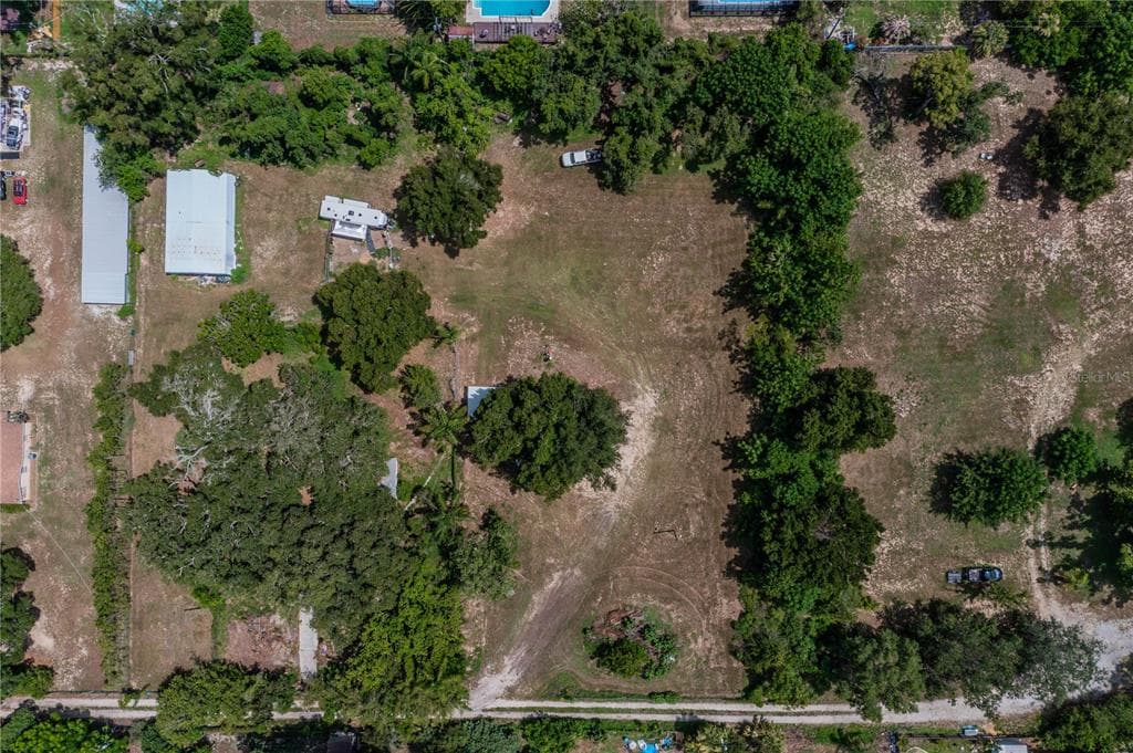 441 OVERHILL DRIVE