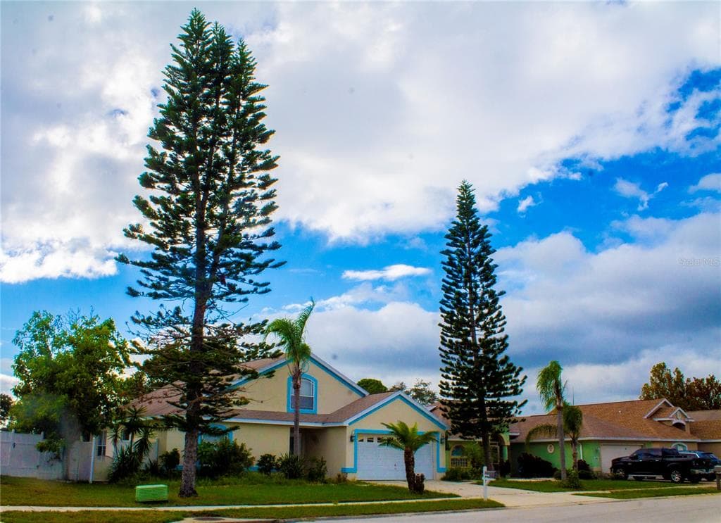 10127 BARNETT LOOP