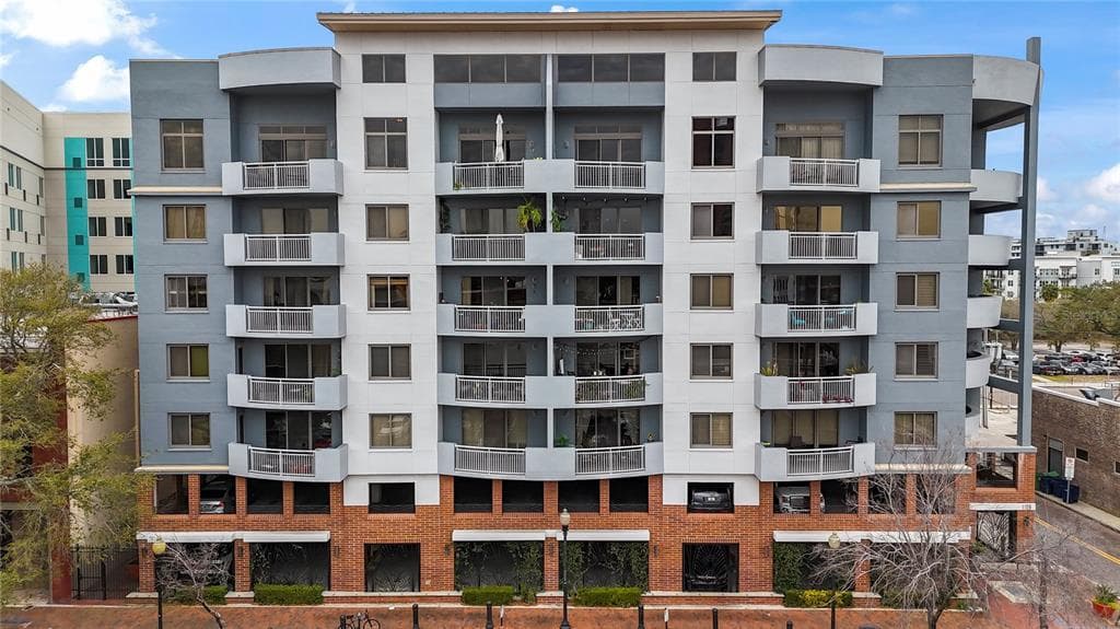 1108 N FRANKLIN STREET UNIT 707