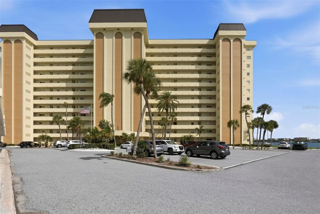 4775 COVE CIRCLE UNIT 106