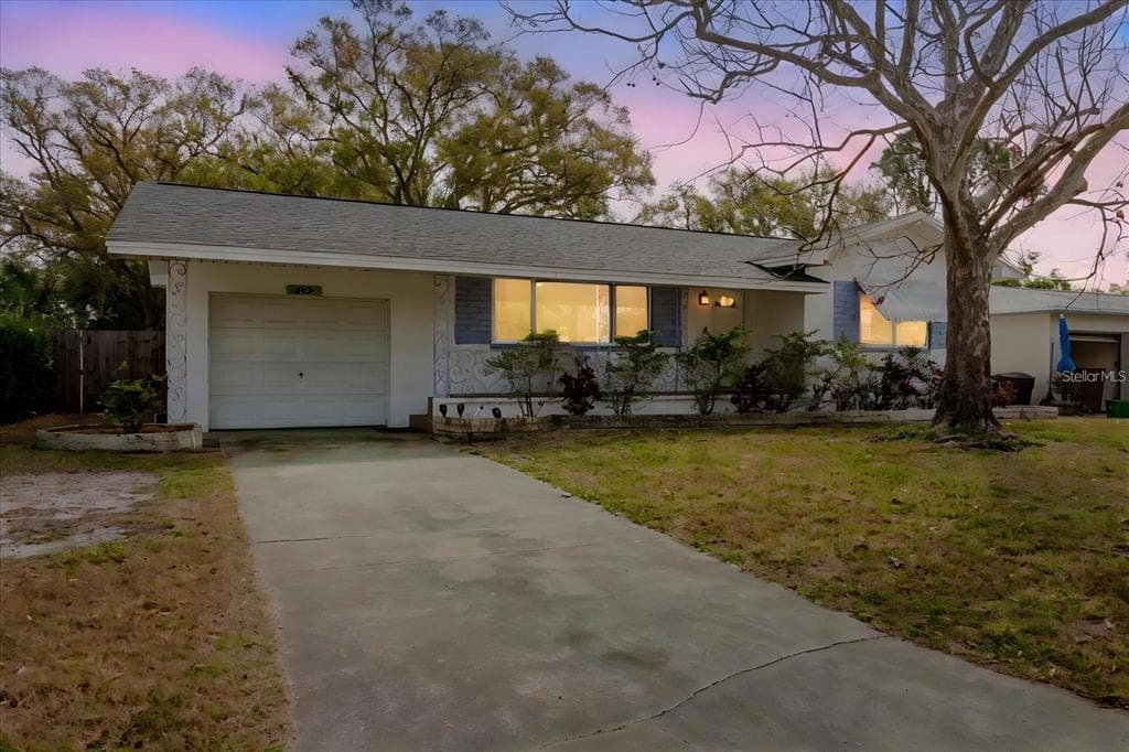 103 N METEOR AVENUE CLEARWATER, FL 33765