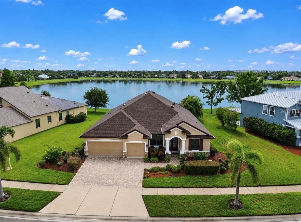 5335 SANDY SHELL DRIVE